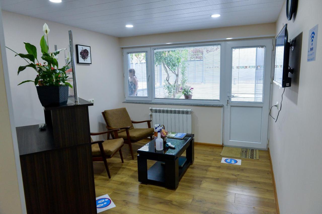 Cozy House Hotel Kutaisi Bagian luar foto