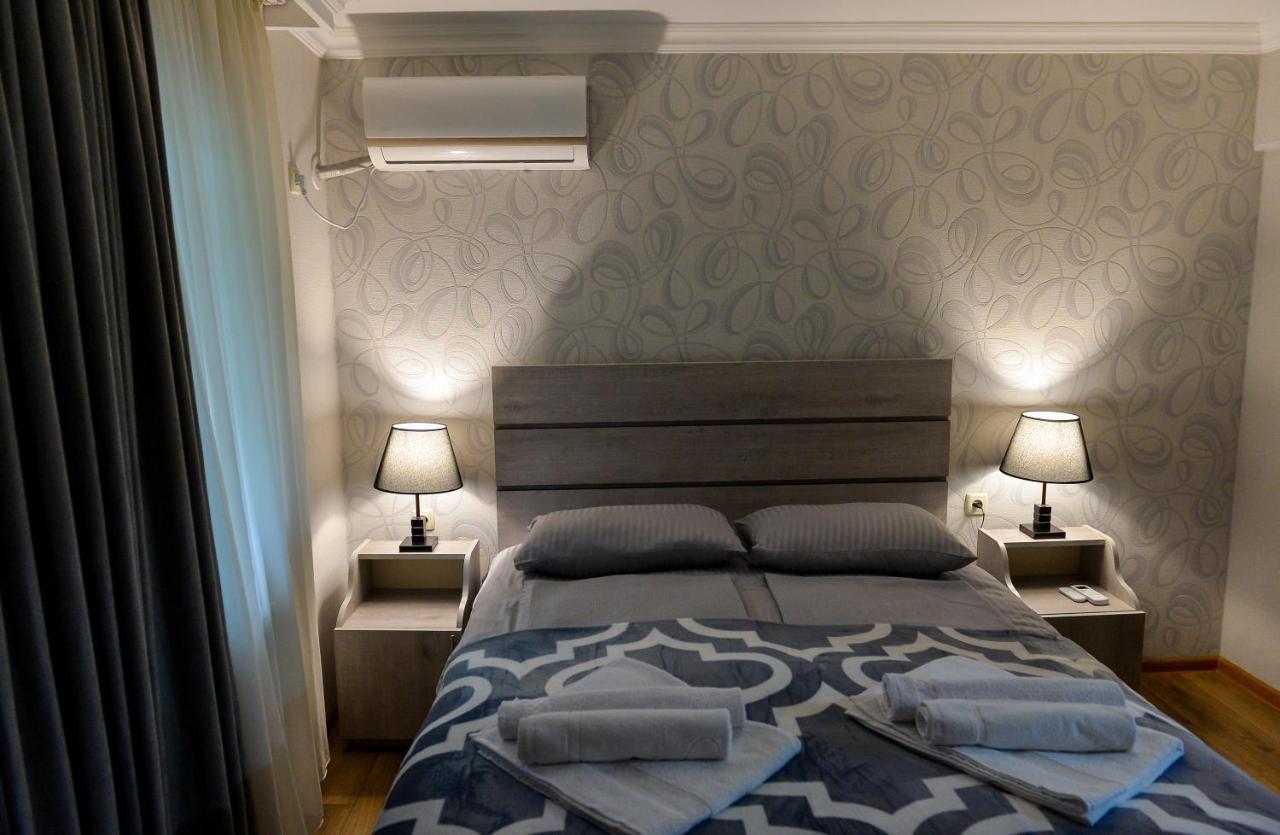 Cozy House Hotel Kutaisi Bagian luar foto