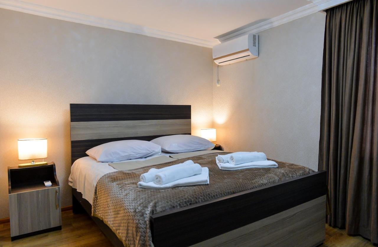 Cozy House Hotel Kutaisi Bagian luar foto